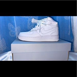 Air Force 1 Mid (GS)